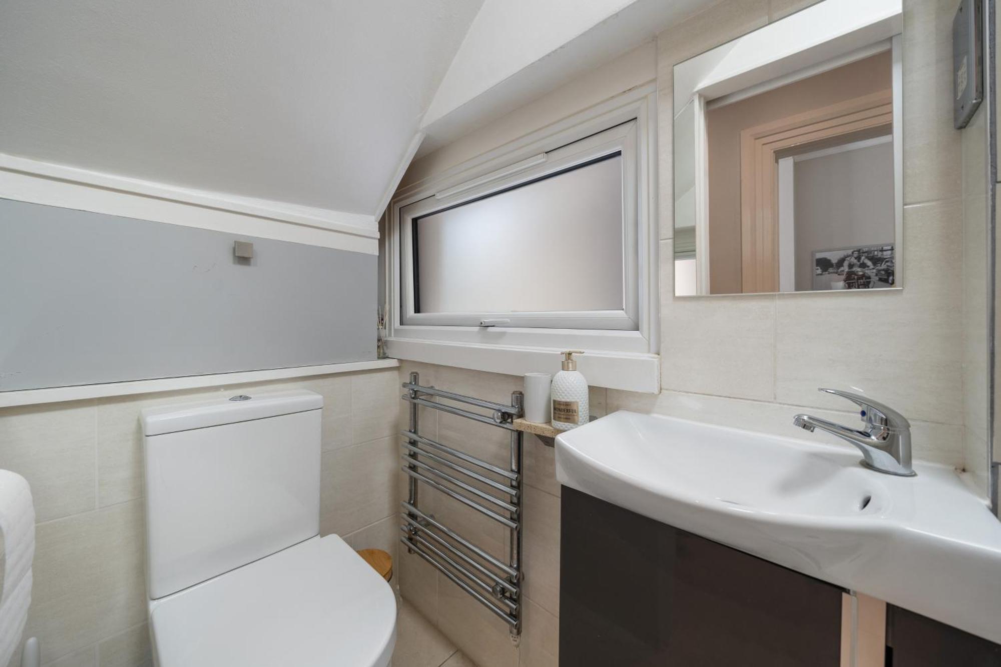 Modern Studio Apartment 伦敦 外观 照片